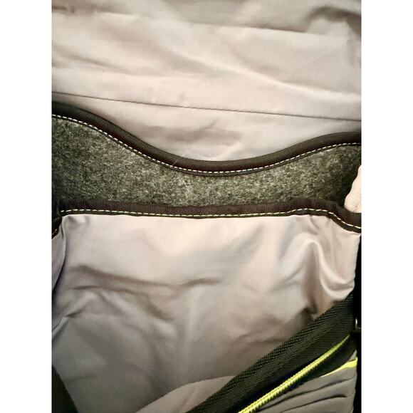 NWOT TRAVELON TRAVEL BAG - Picture 7 of 10